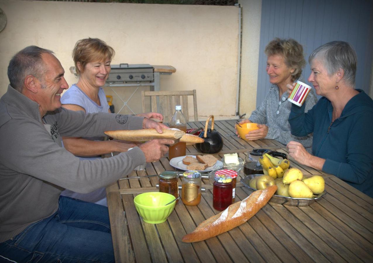 Domaine De La Clotte Bed & Breakfast Roquefort-des-Corbieres Luaran gambar