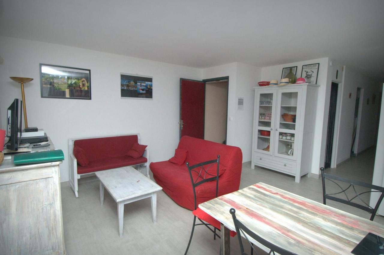 Domaine De La Clotte Bed & Breakfast Roquefort-des-Corbieres Luaran gambar