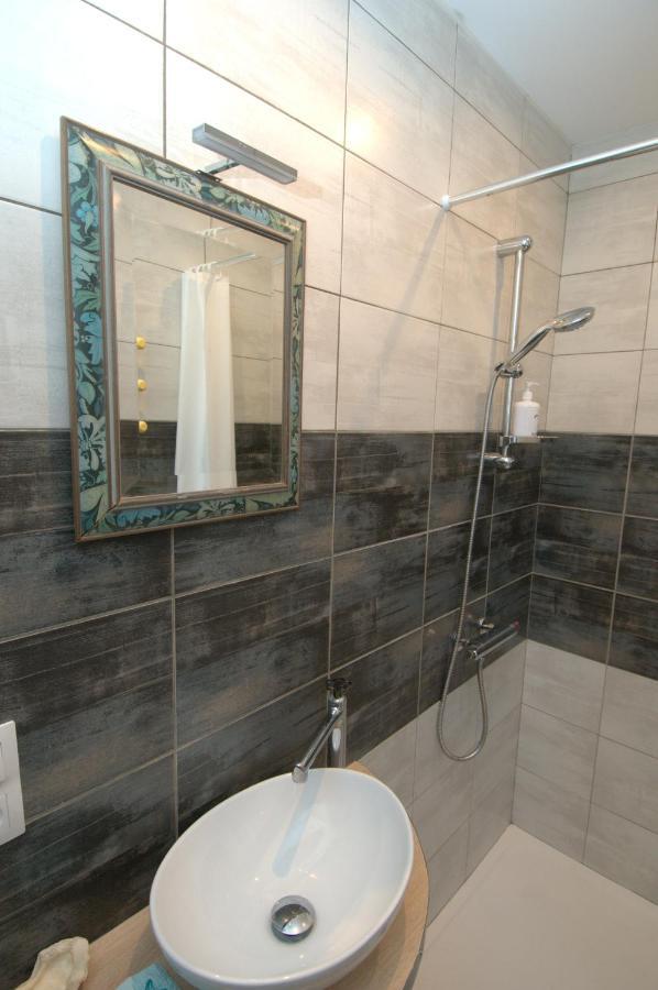 Domaine De La Clotte Bed & Breakfast Roquefort-des-Corbieres Luaran gambar